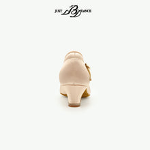Load image into Gallery viewer, BD Dance Shoes Girl Standard Dance Shoes Ballroom Dance Low Heel Leather Sole Satin dance shoes 138s
